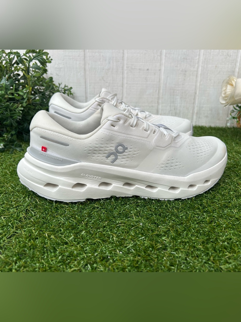 On Cloud Running Shoes -Frost | Glacier
Cloudrunner 3 women size 10 gently used - Picture 9 of 16